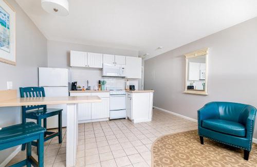 North Truro Hotel | Sandbars Inn