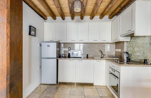 Arsos Apartment | Sanders Arsorama Arsos