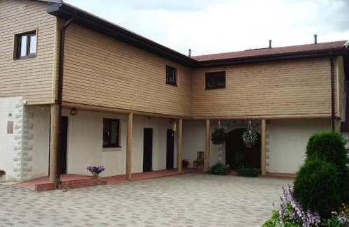 Jaunpils Hotel | Sanders Motel