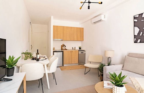 Molos Apartment | Sanders Paros Gardens - Cozy 1-Bdr Apt w Patio
