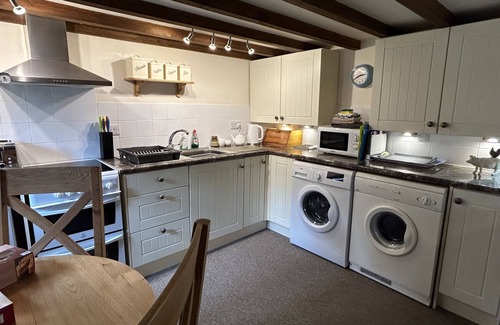Axminster Cottage | Sandford Cottage 5 Star Holiday Retreat