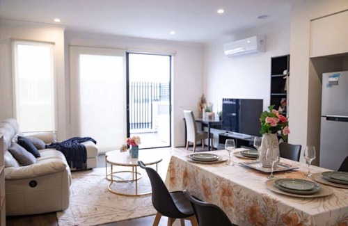 Carrum Downs House | Sandford Estate - Luxury Living in Carrum Downs!