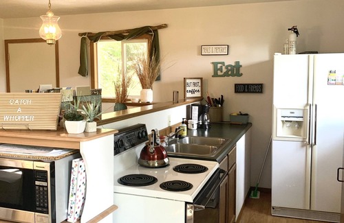Cherry County House | Sandhills Country Getaway - Fishing, Star Gazing, Hiking