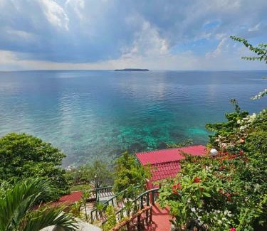 Oslob House | Sandra's Holiday House