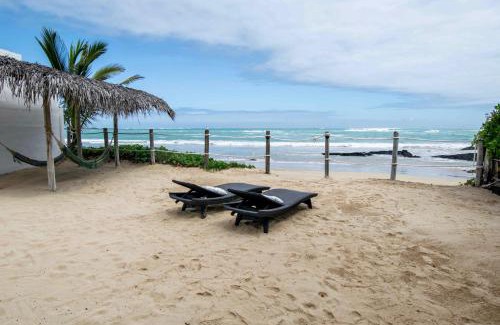 Puerto Villamil House | Sandy Feet House