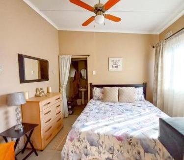Bluff Apartment | Sandy Pearl Cottage