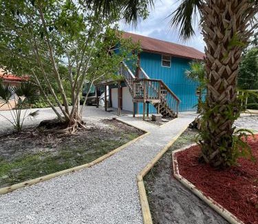 Roseland Apartment | Sandy Pines Perch - Your Indian River Dock Life Base Camp