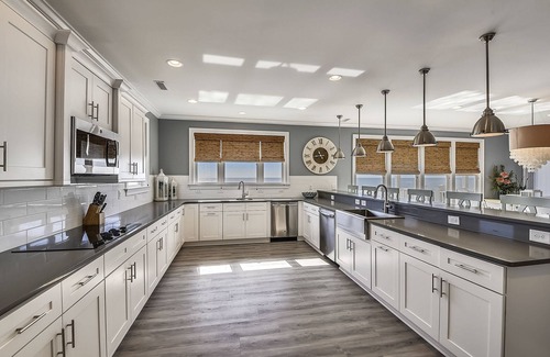 Long Bay Estates House | Sandy Toes! 8 Bedroom, 8.5 Bath, Sleeps 22, Oceanfront, Private Pool!