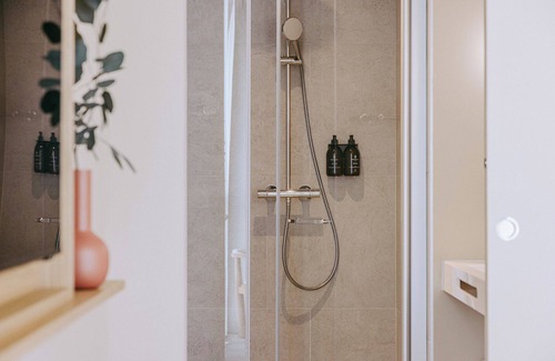 Casselardit Hotel | Sangha Toulouse