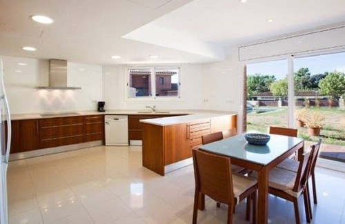 Sant Andreu de Llavaneres House | Sant Andreu De Llavaneres: House/Villa - Sant andreu de llavaneres