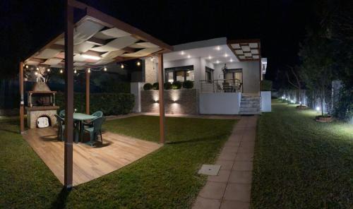 Nea Propontida House | Santa Marina Beach House