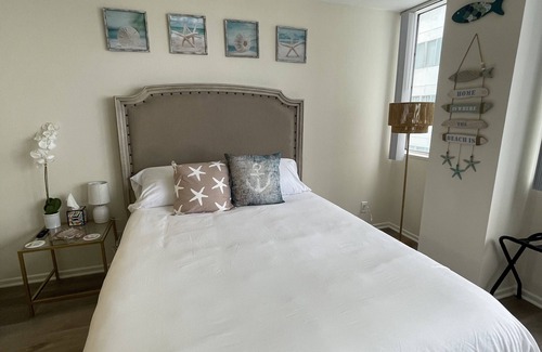 Downtown Bed & Breakfast | Santa Monica Ocean View Suite