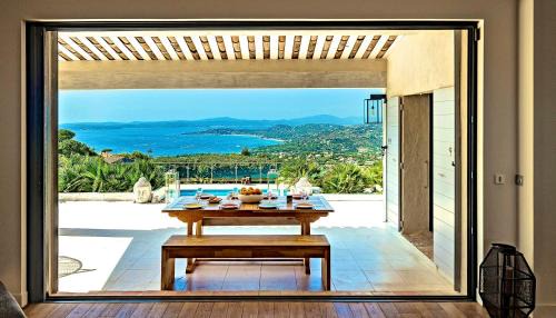 Les Issambres Villa | Santa Rosa