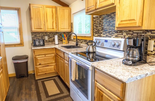 Christmas Apartment | Santa's Shack Upstairs - Near Pictured Rocks