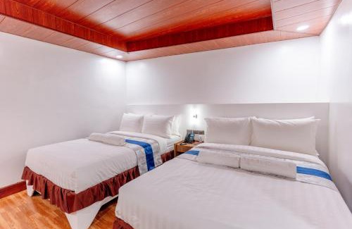 Santiago Hotel | Santiago Cove Hotel and Restaurant