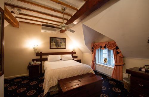 Alfreton Hotel | Santo's Higham Farm Hotel