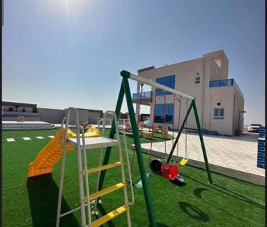 Al Hadd Ski Chalet | Santorini chalet شاليه سانتوريني