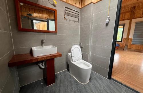Hau Thao House | Sapa Hmong Bungalow Homestay
