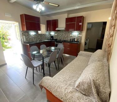 Pigadhakia House | Sappir House