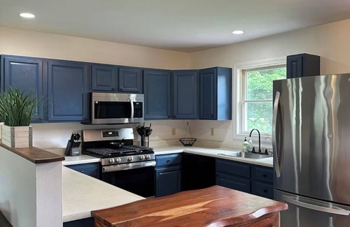 Gansevoort House | Saratoga Golf and Racetrack/Explor Lake George