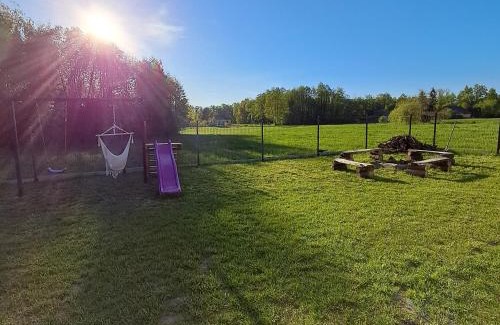 gmina Pokrzywnica Apartment | Sarenkowo dom z balia ogrodowa