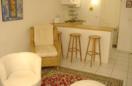 Hamburg-Barmbek Apartment | Sasel-Berne: Very quiet location, vacation in a detached house