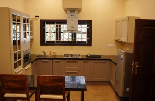 Kodaikanal Villa | Scarlet Villa 5BHK Unique Private Homestay Villa