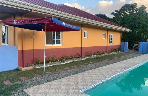 Bugallon Hotel | Scarlett Near Mount Zion