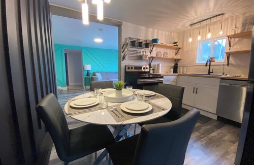 Quidi Vidi House | Scenic Bliss In Quidi Vidi Sleep4 + New Hot Tub