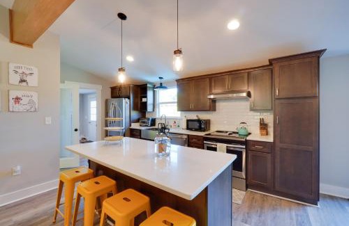 Cleveland House | Scenic Home on 20-Acre Farm Families Welcome