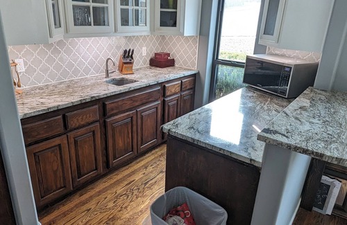 Sand Springs House | scenic Retreat for the Family