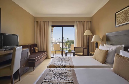 El Quseir Hotel | Scenic Room Perfect for Water Sports Lovers Near Aqua Coraya Water Park