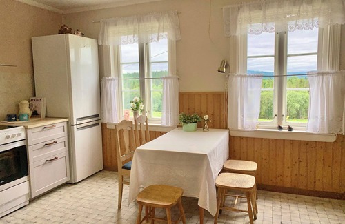 Snasa Apartment | Scenic Rural Apartment