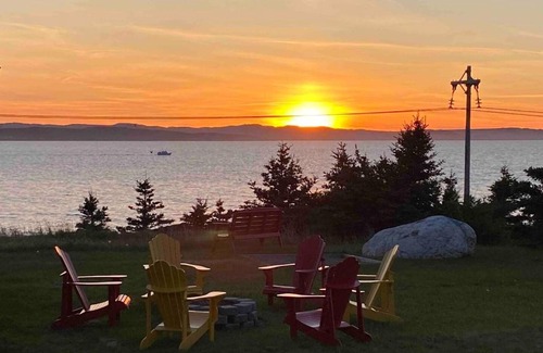 Conception Bay South House | Scenic Seal Cove Nature Retreat Hot Tubatv Trail