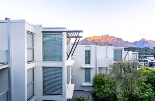 Queenstown City Centre Hotel | Scenic Suites Queenstown