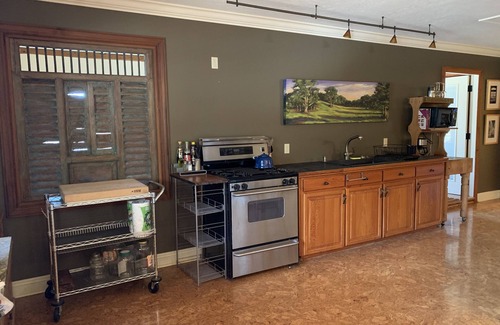 Carencro House | Scenic, upscale country living minutes from I-10 & I-49, & downtown Lafayette.,