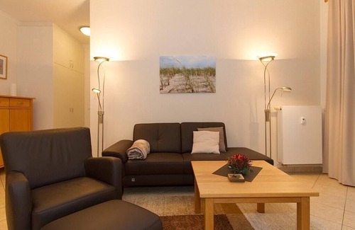 Ostseebad Kuhlungsborn Apartment | Schöne Ferienwohnung an der Ostsee mit Terrasse, Saunabereich und Pool im Haus!