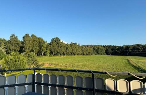 Detmold Apartment | Schöne Ferienwohnung am Waldrand