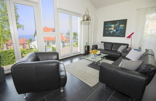 Lohme Apartment | schöner Meerblick von der Dachterrasse Haus Ostseeblick 1 FeWo Meehrblick