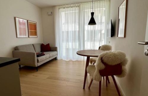Heilbronn Apartment | Schickes 2-Zi-Apartment am Neckarufer BUGA-Park mit TG-Stellplatz