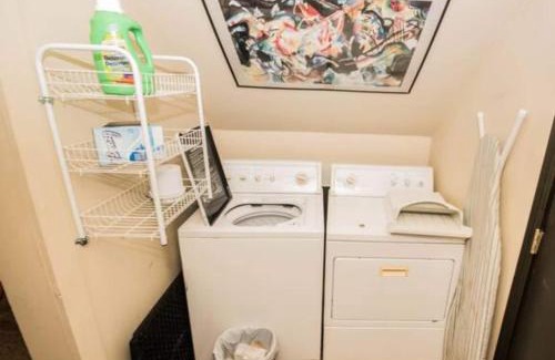 Germantown Apartment | Schillhaus Lvl 1