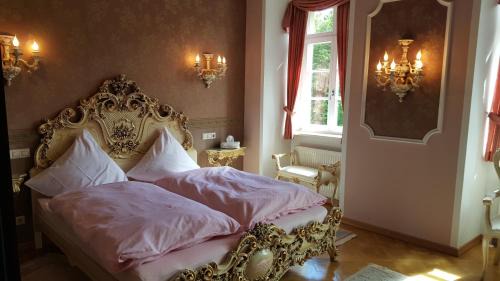 Adelsheim Hotel | Schloss Sennfeld - Hotel & Restaurant & Veranstaltungsort