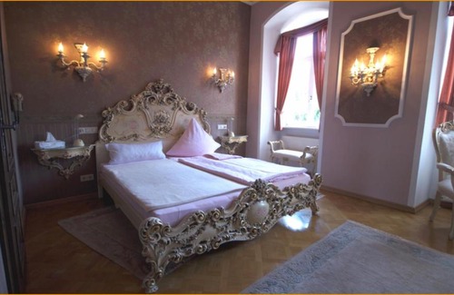 Adelsheim Hotel | Schloss Sennfeld - Hotel & Restaurant & Veranstaltungsort