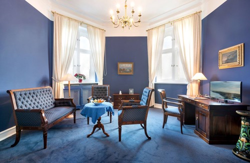 Ralswiek Hotel | Schlosshotel Ralswiek