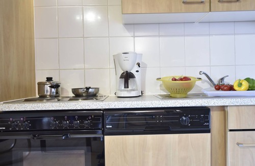 Boddin Apartment | Schoene Ferienwohnung mit Terrasse in Boddin