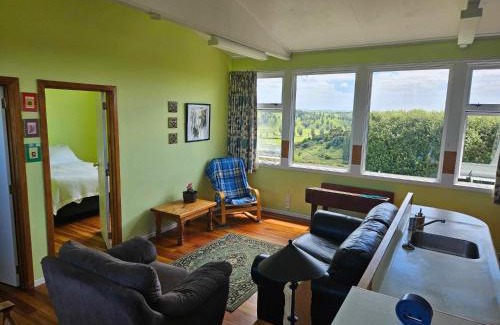 Matamata House | School Room Retreat