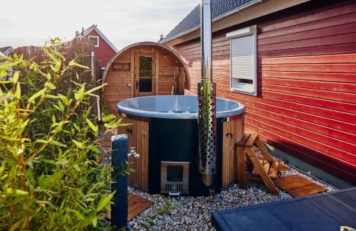 Wandlitz House | Schorfheide - Ferienhaus mit Sauna und Hot Tub Whirlpool! Energiekosten flat