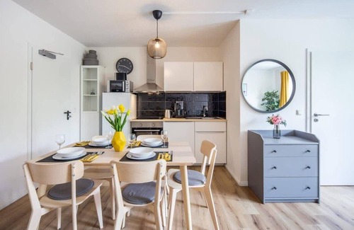 Altona-Nord Apartment | Schulterblatt-Apartments Hamburg Unit 3 For 5