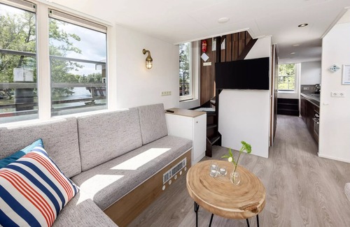 Westerhoven House | Schwimmendes Haus für 4 Personen