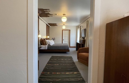 Carlotta Hotel | Scotia Lodge